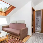 Lovely In With Kitchen 아파트