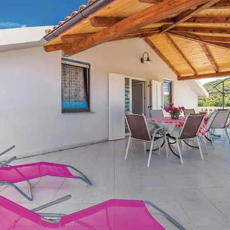 דירה Lovely In With Kitchen *